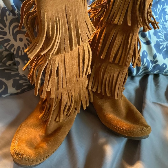 Minnetonka Three-Layer Fringe Calf Suede Boots - Picture 6 of 6